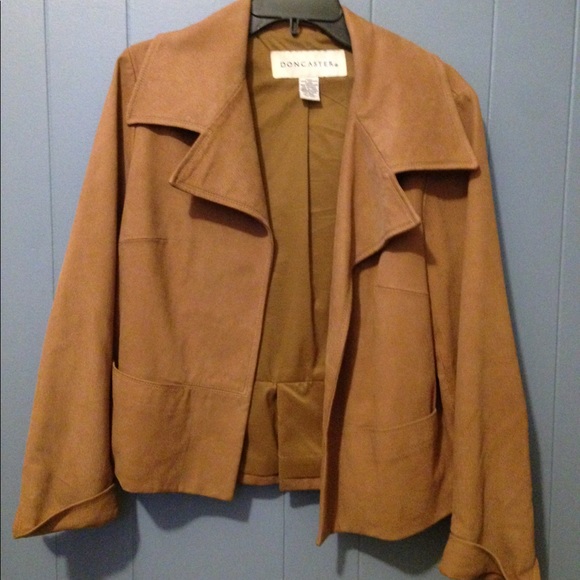 Leather jacket - Picture 2 of 3